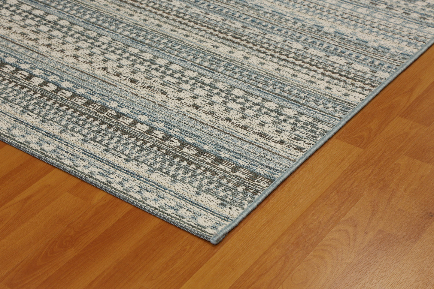 BRIGHTON 8570 Beige/Blue – corner