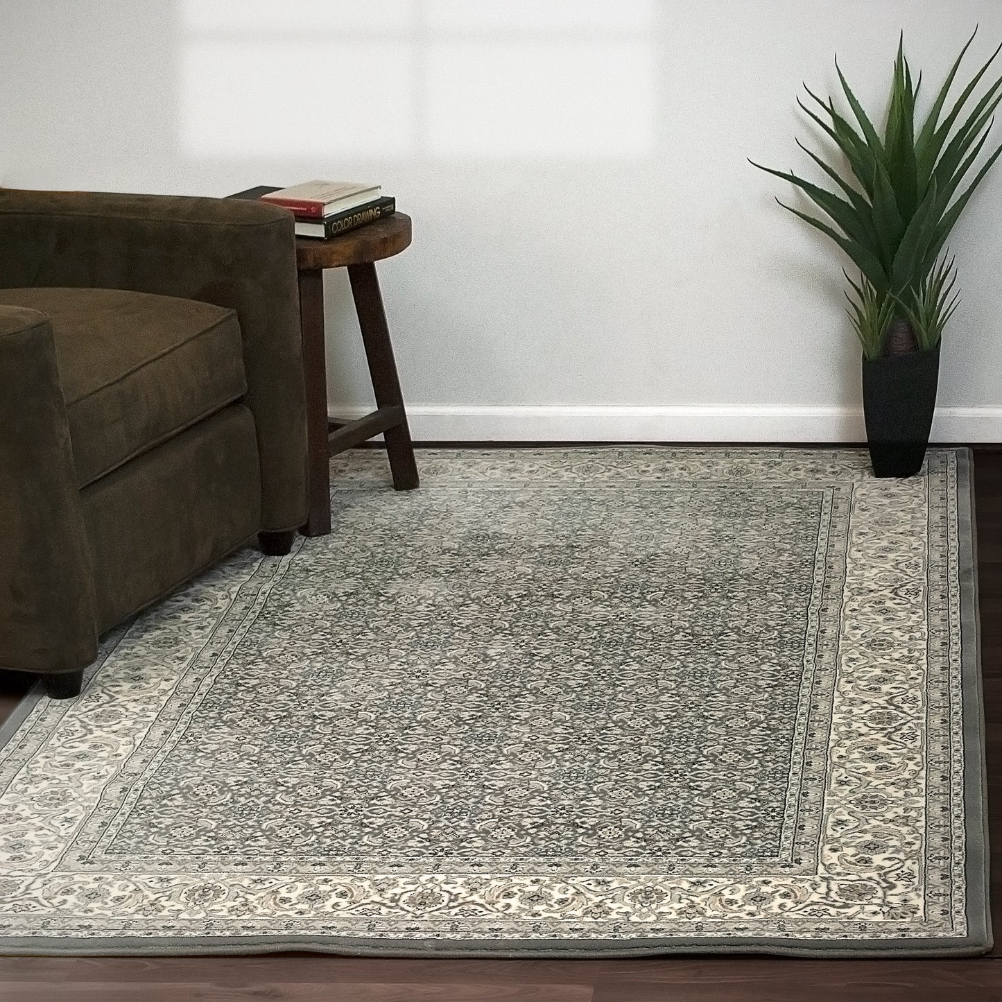 Ancient Garden Traditional Grey/Cream Classic Medium Pile Rug