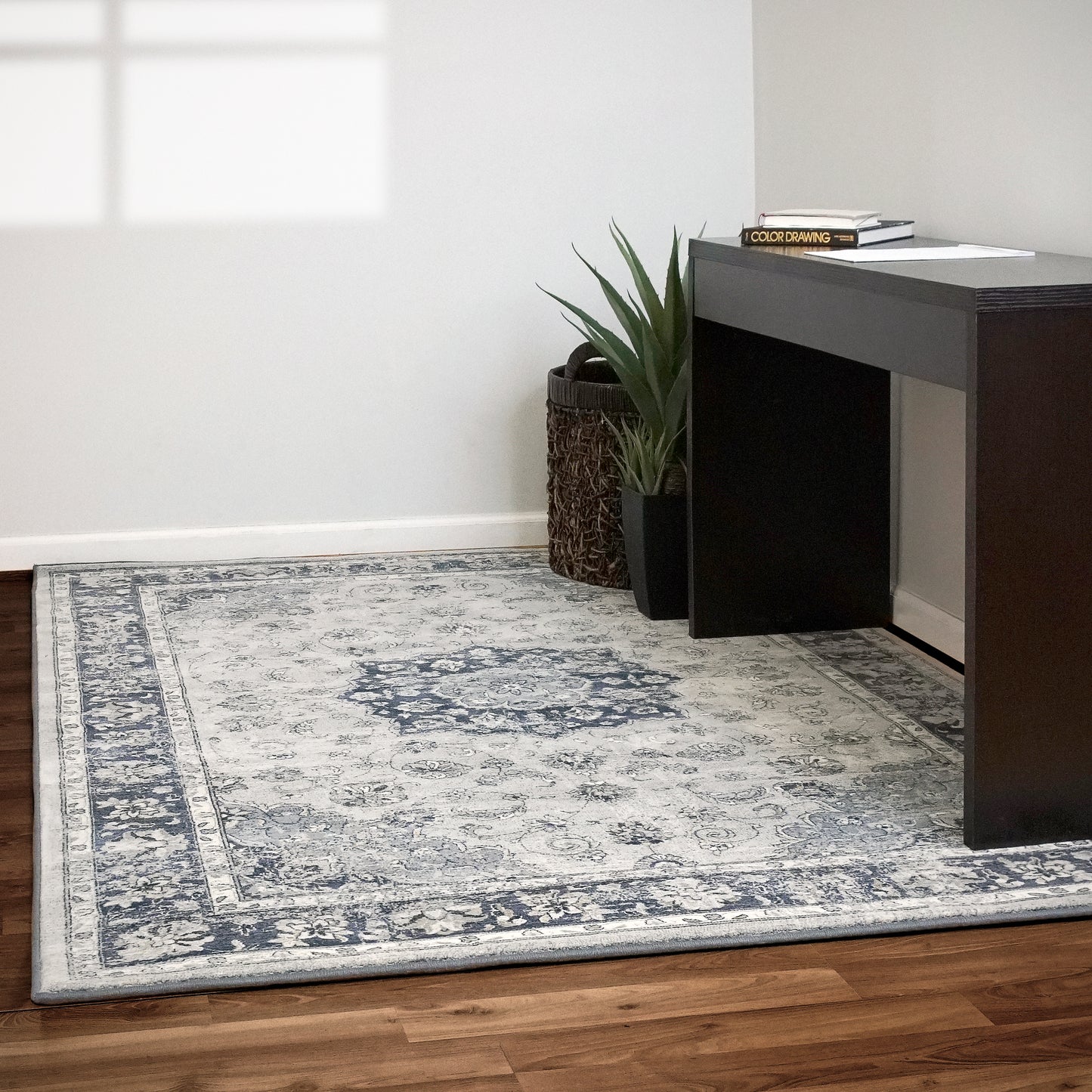 Ancient Garden Traditional Silver/Blue Distressed Medium Pile Rug