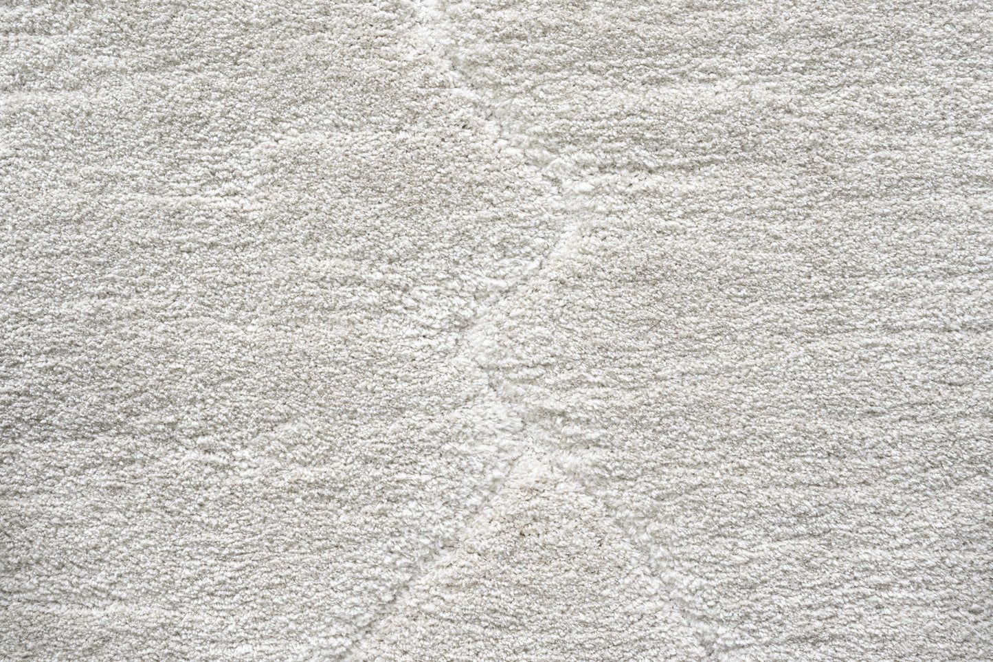 Masai Modern Ivory Geometric Shag Rug