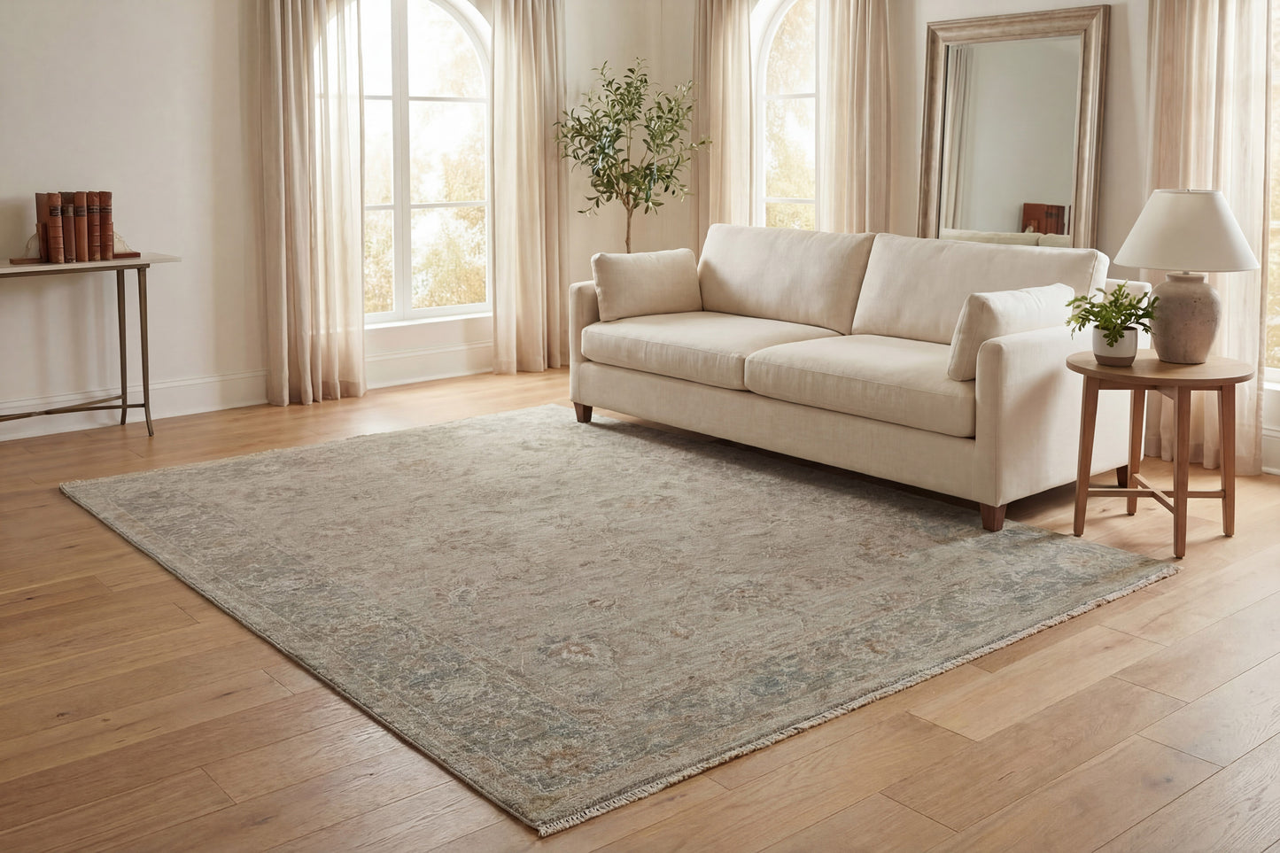 Solace Traditional Beige/Cream/Grey Floral Medium Pile Rug