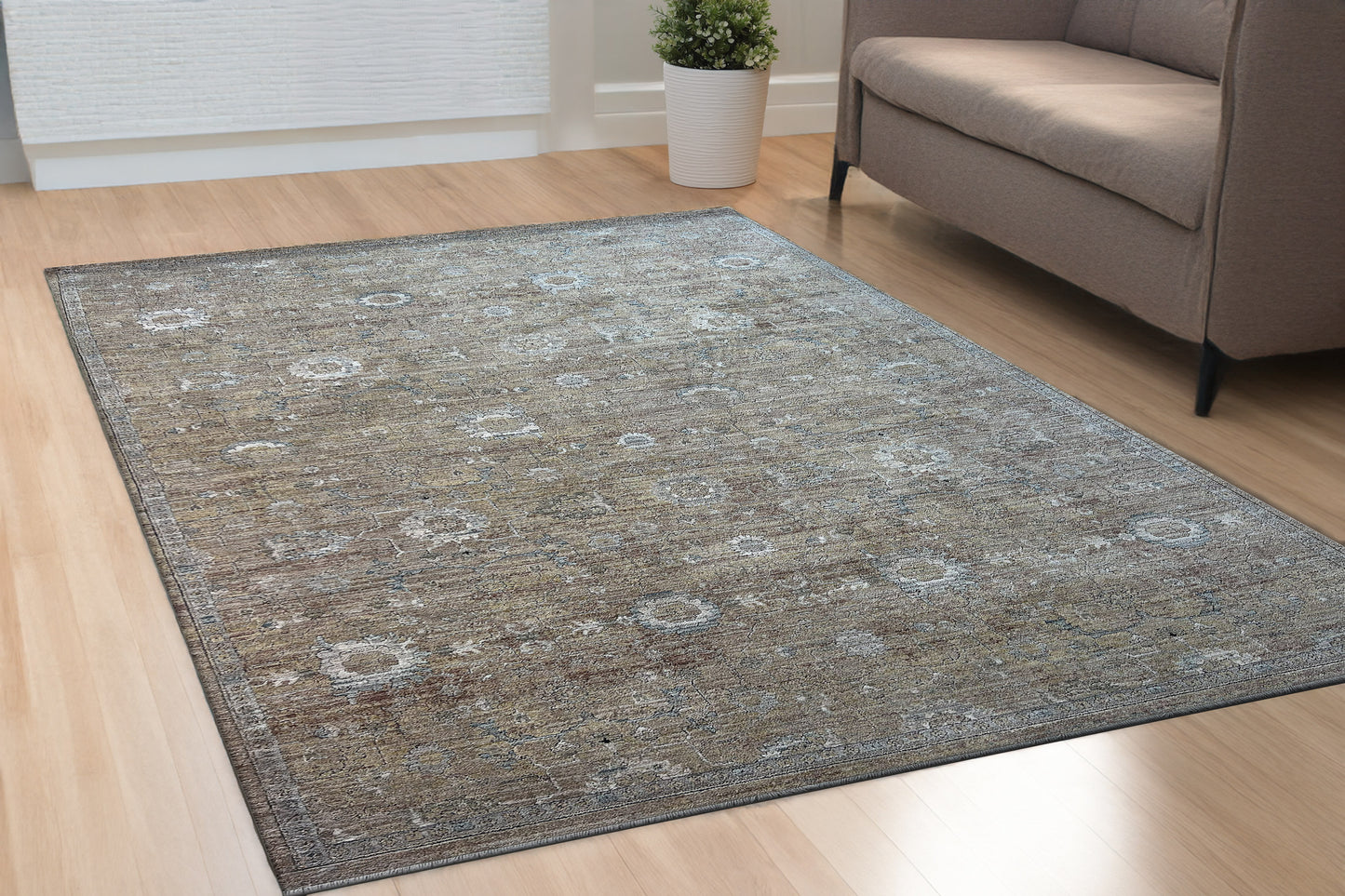 Trevi Transitional Beige/Cream Floral Medium Pile Rug
