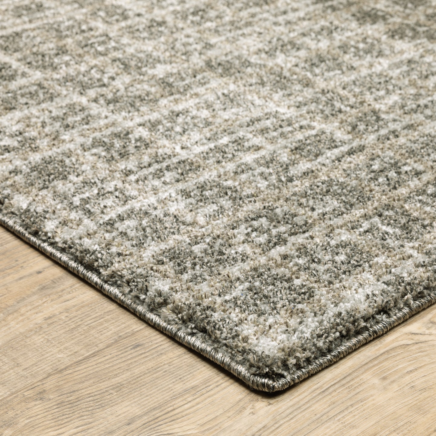 Alton 090N9 Brown Distressed Rug