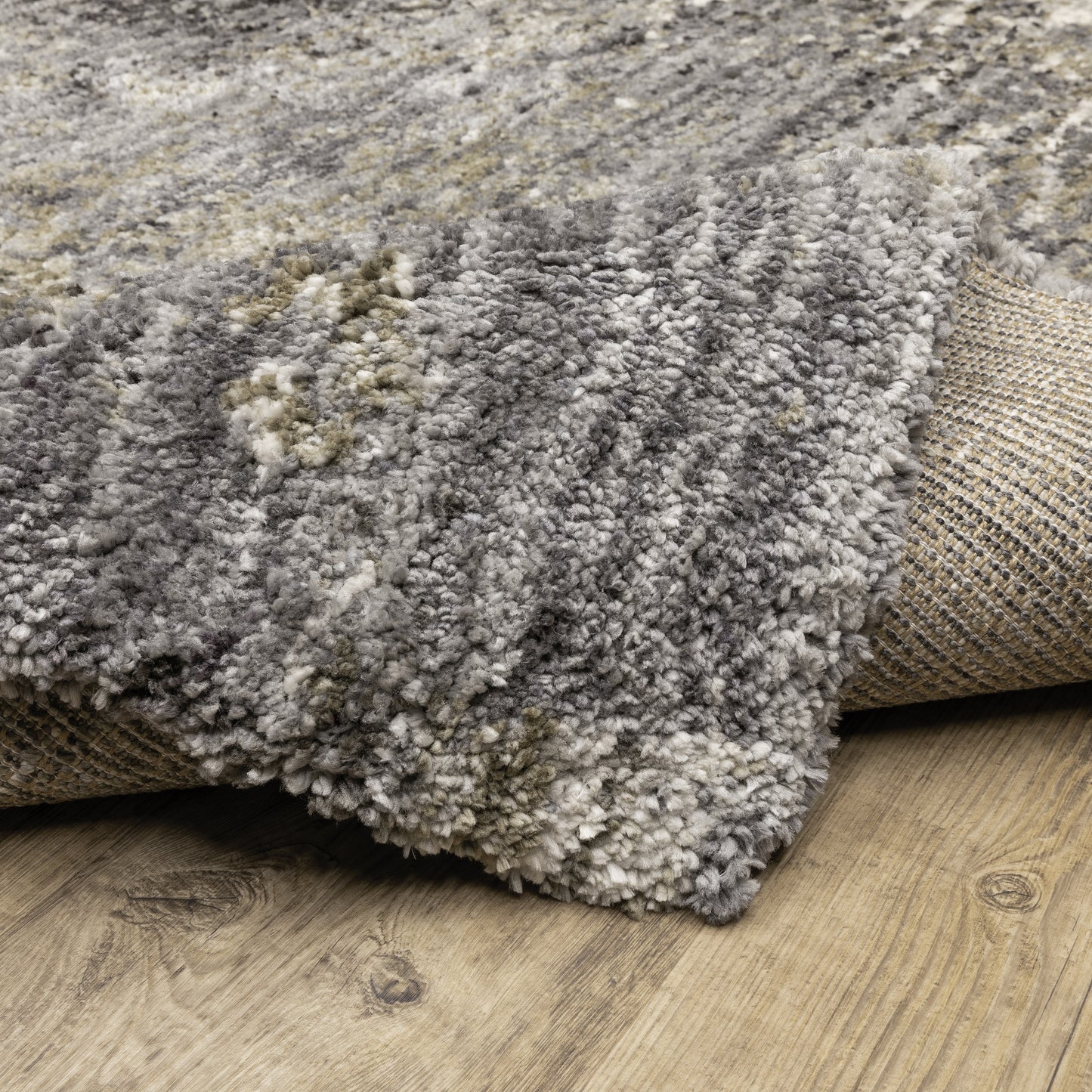 Aspen Shag Grey/ Ivory Distressed Cut Pile Rug