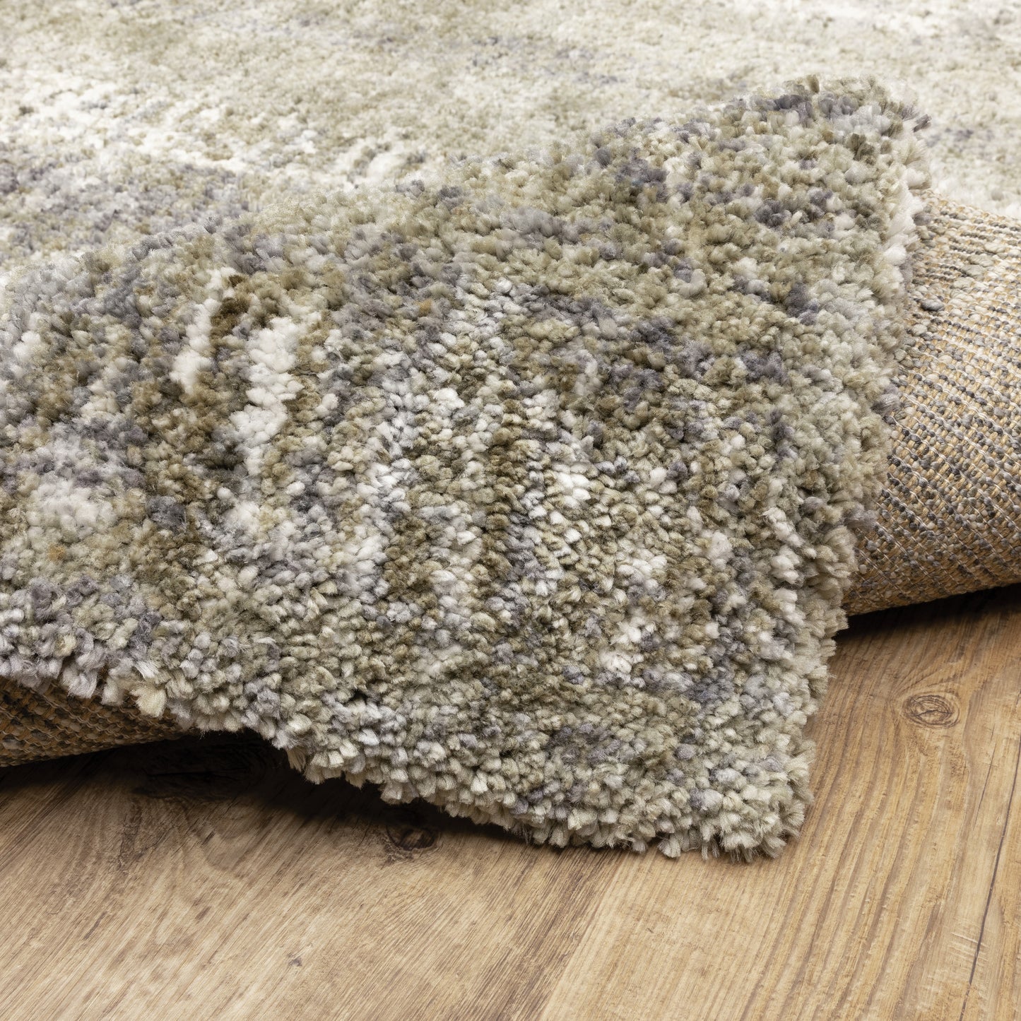 Aspen Shag Grey/ Ivory Distressed Cut Pile Rug