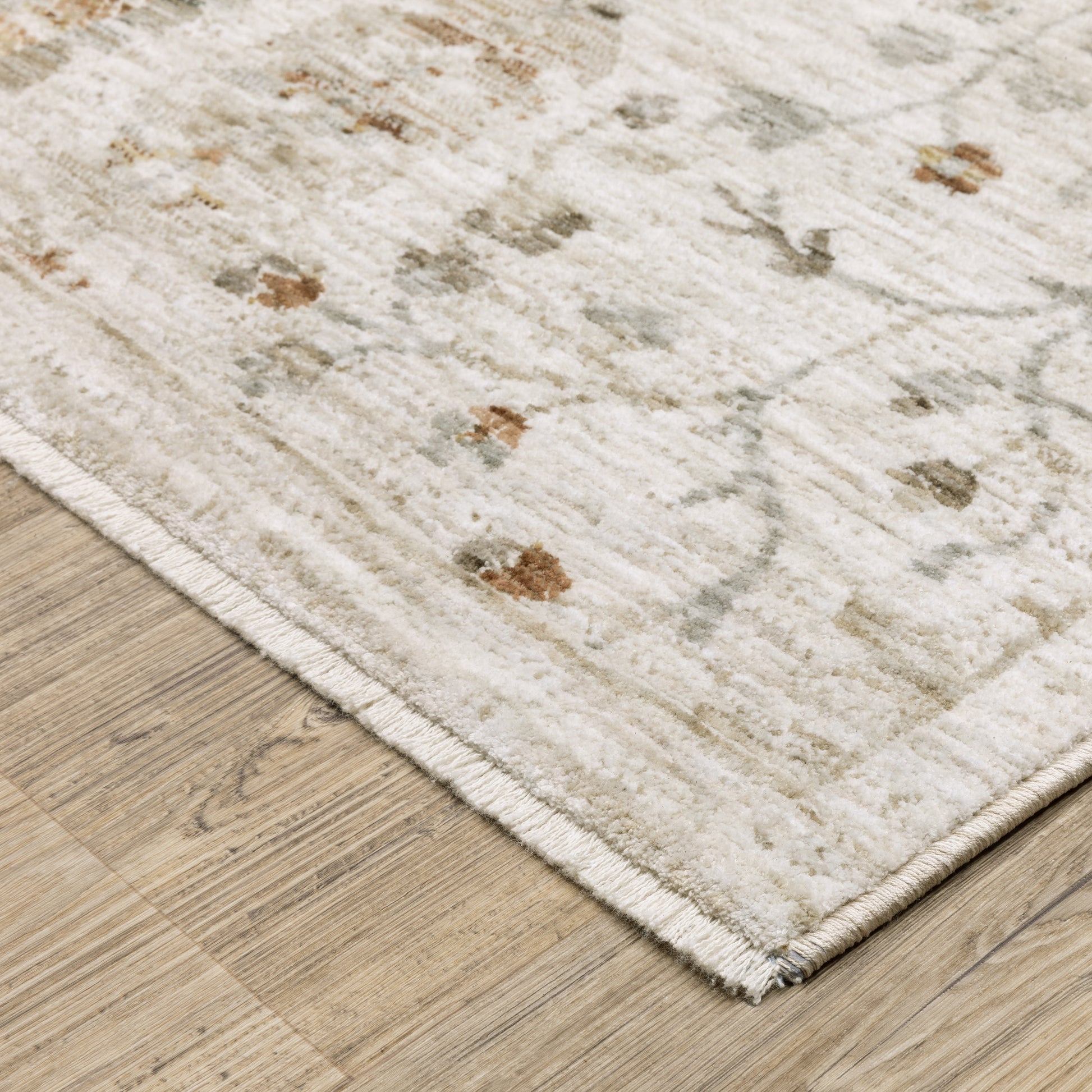 Avalon AVA01 Ivory Distressed Rug