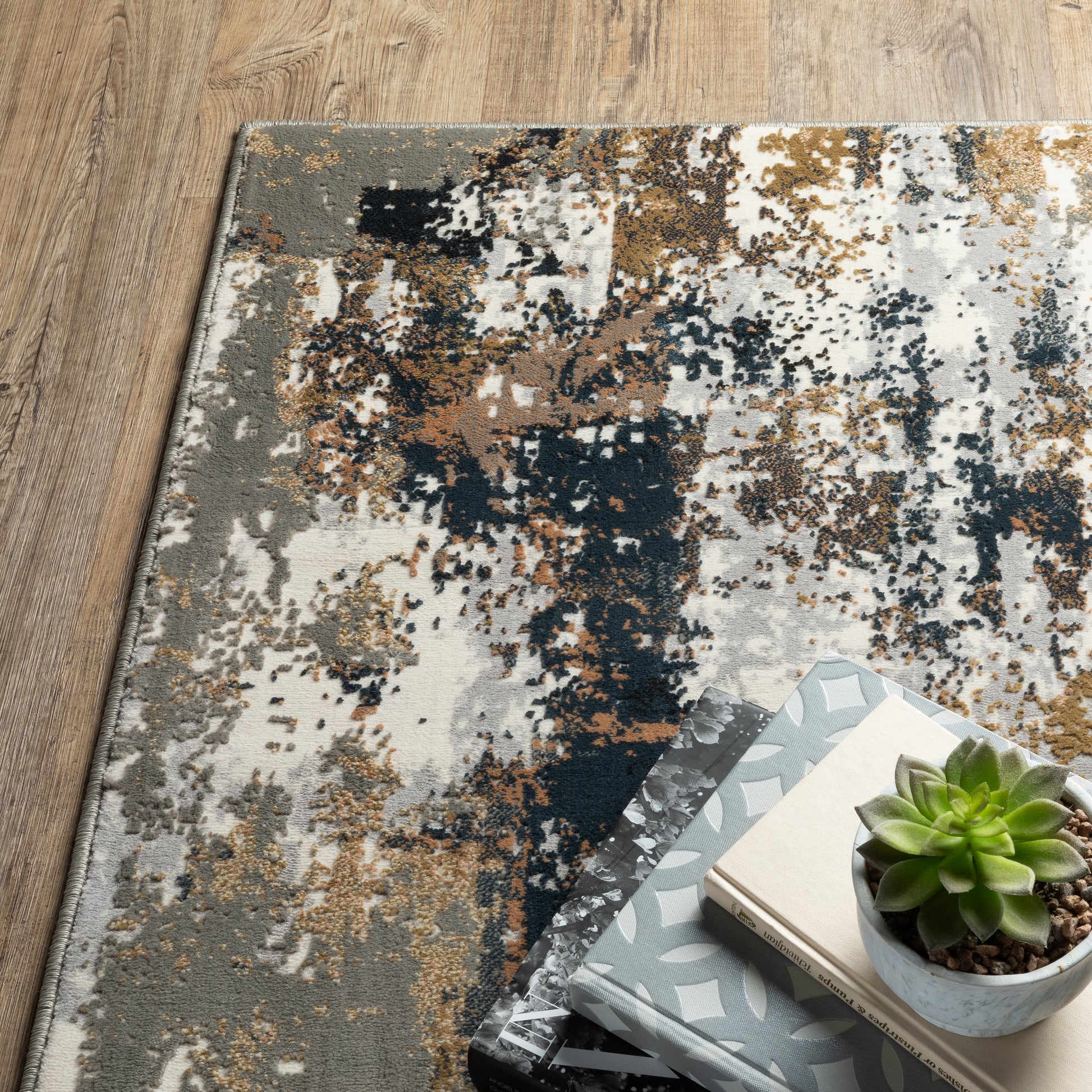 Bowen 4928X Grey Distressed Rug