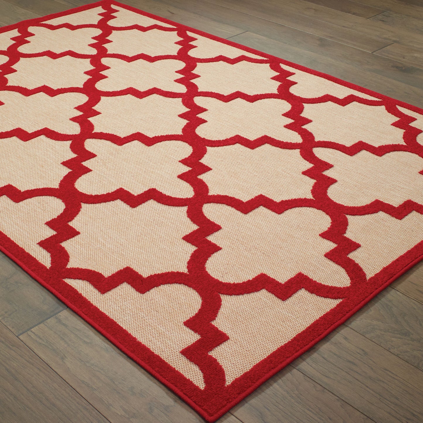 Cayman Lattice Sand/ Red Outdoor Mixed Pile Rug