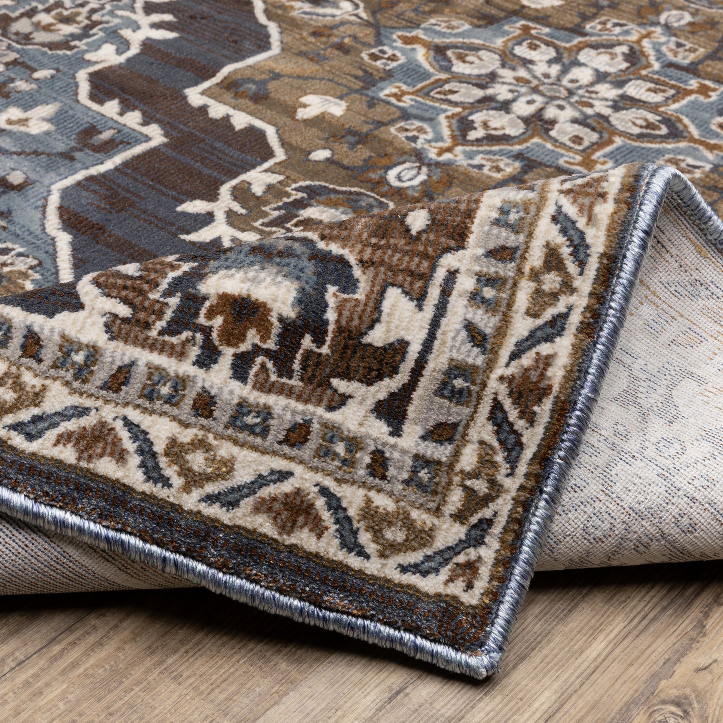 Ellington Oriental Blue/ Rust Trefoil Cut Pile Rug