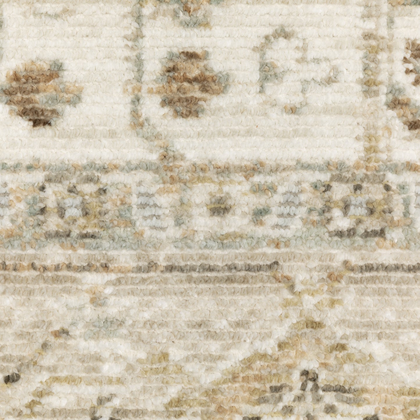 Lola Medallion Beige/ Gold Floral Cut Pile Rug