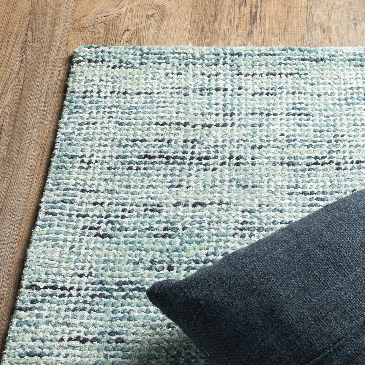 Lucent Solid Blue/ Teal Mixed Pile Rug