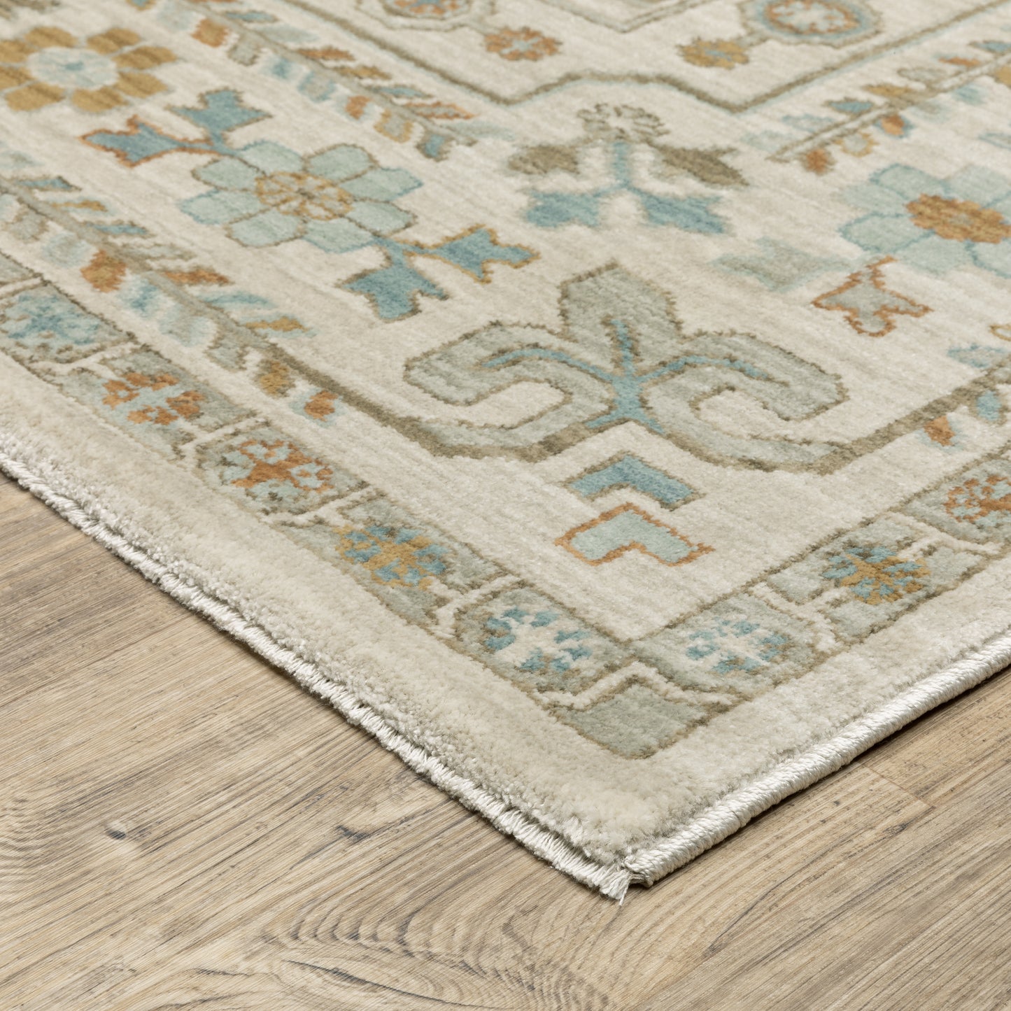 Maeve MAE01 Ivory Floral Rug