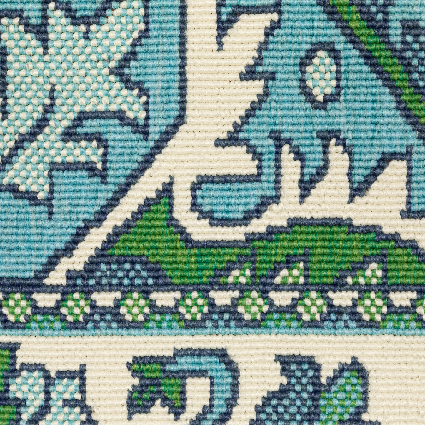 Meridian Medallion Blue/ Green Oriental Loop Pile Rug