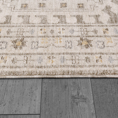 Calypso Traditional Ivory/Grey Bohemian Medium Pile Rug