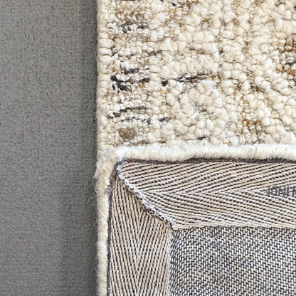 Darcy Traditional Ivory/Taupe Oriental Low Pile Rug
