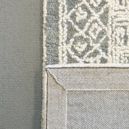 Darcy Traditional Ivory/Teal Border Low Pile Rug