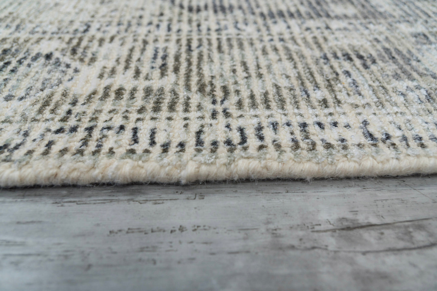 Stefano Traditional Beige/Taupe/Grey Medallion Low Pile Rug