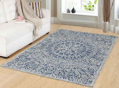Darcy Traditional Ivory/Denim Medallion Low Pile Rug