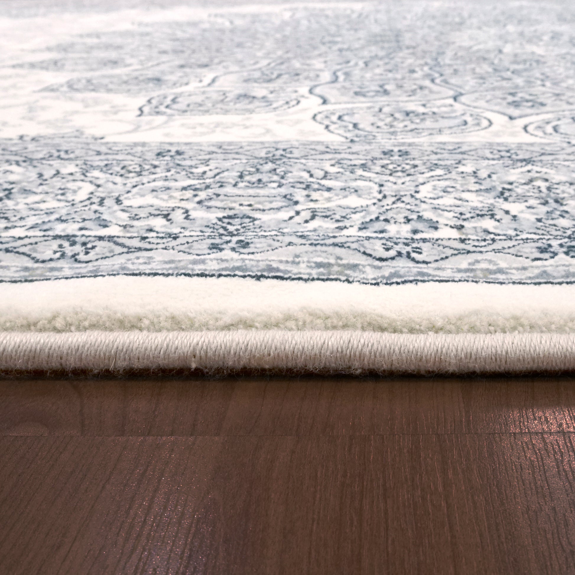 Ancient Garden Traditional Cream/Grey Classic Medium Pile Rug