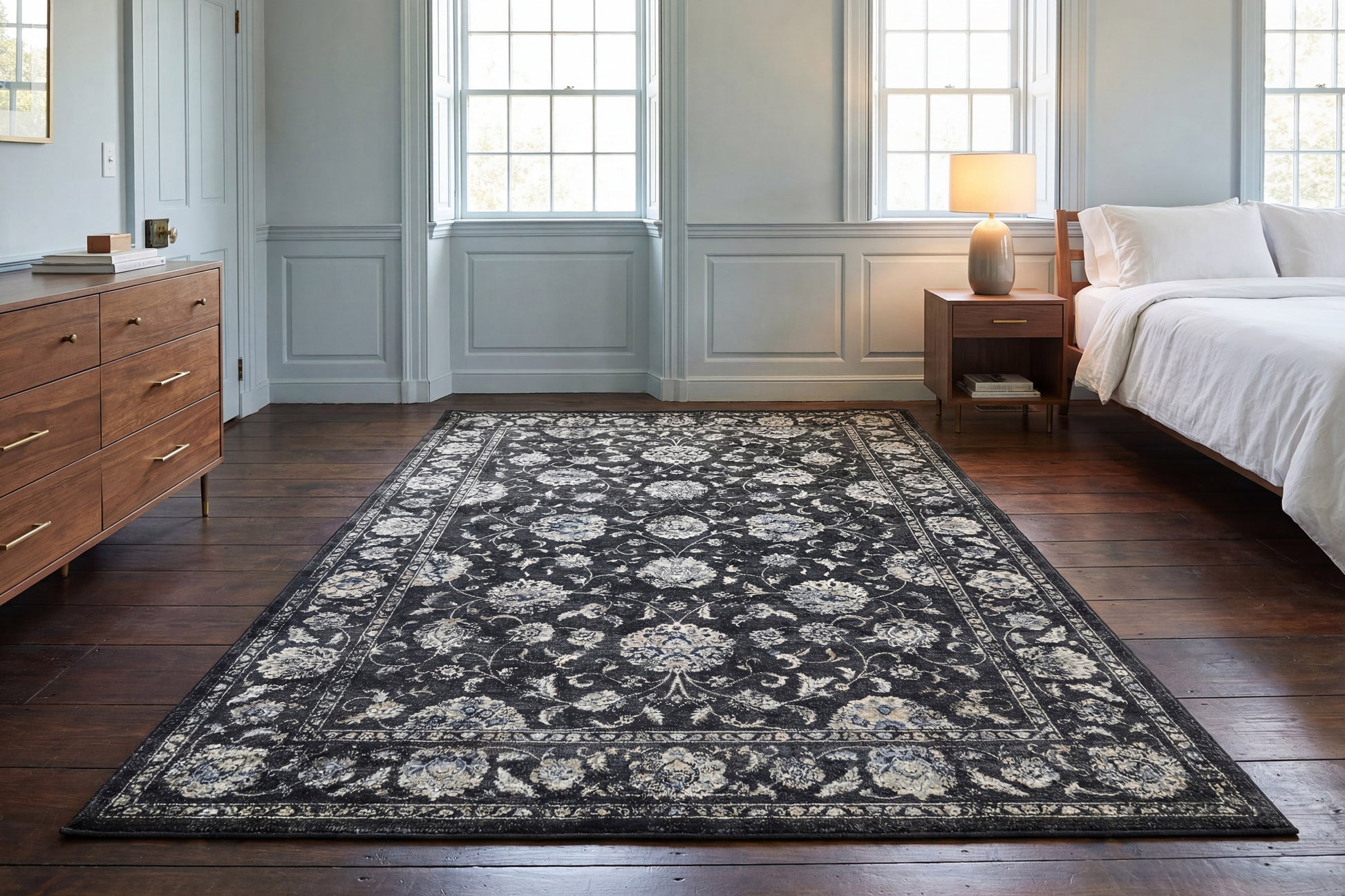 Ancient Garden Traditional Charcoal/Silver Classic Medium Pile Rug