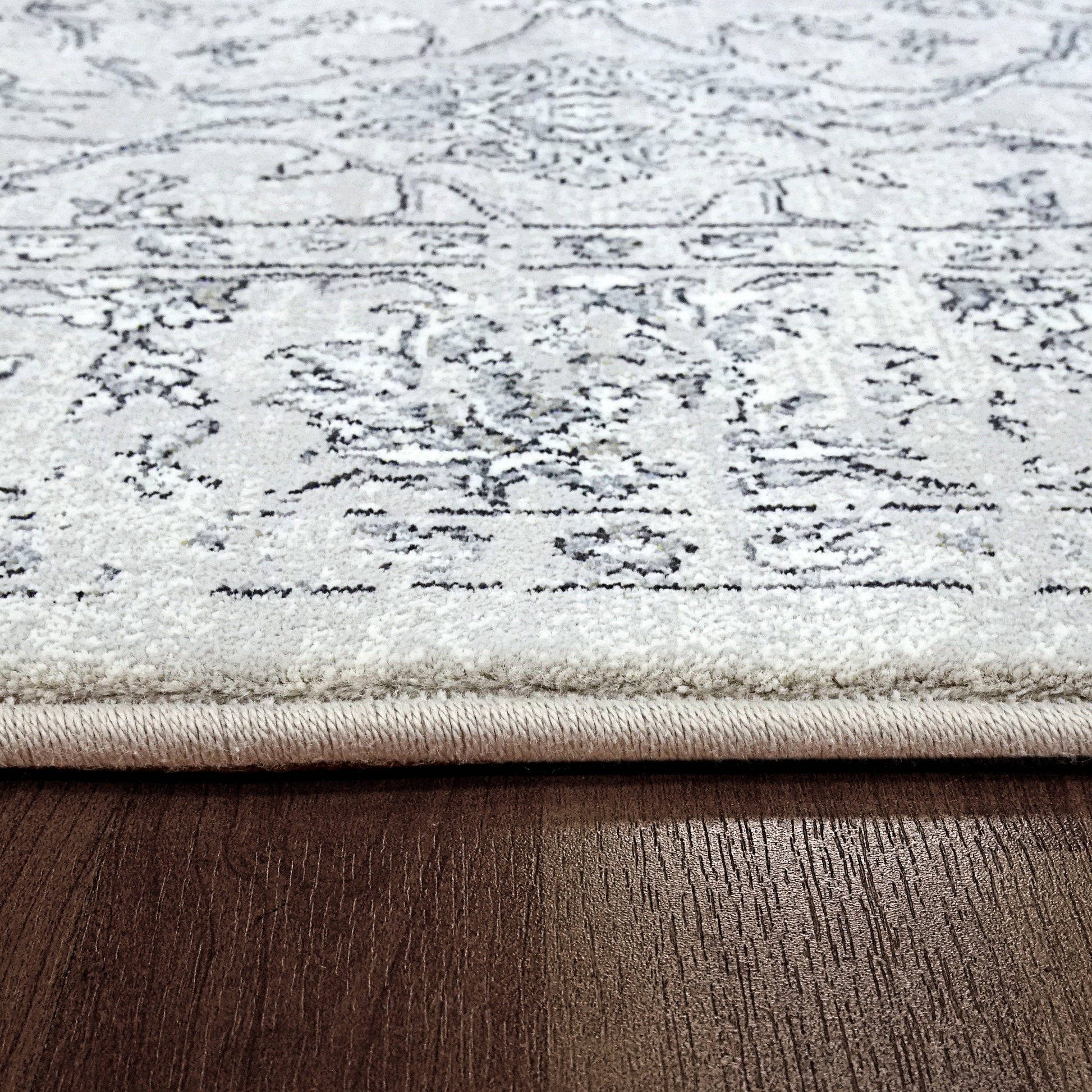 Ancient Garden Traditional Silver/Grey Classic Medium Pile Rug