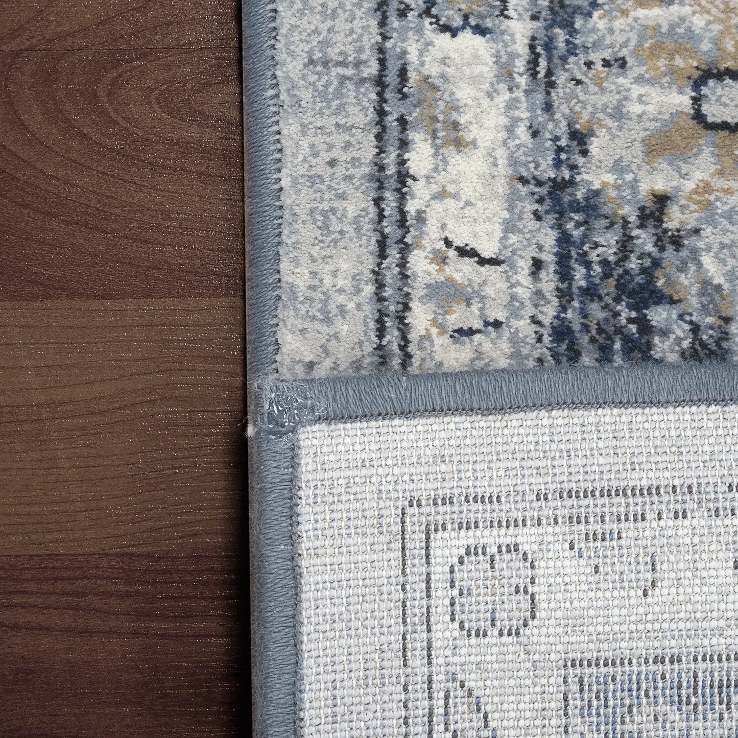 Ancient Garden Traditional Silver/Blue Distressed Medium Pile Rug