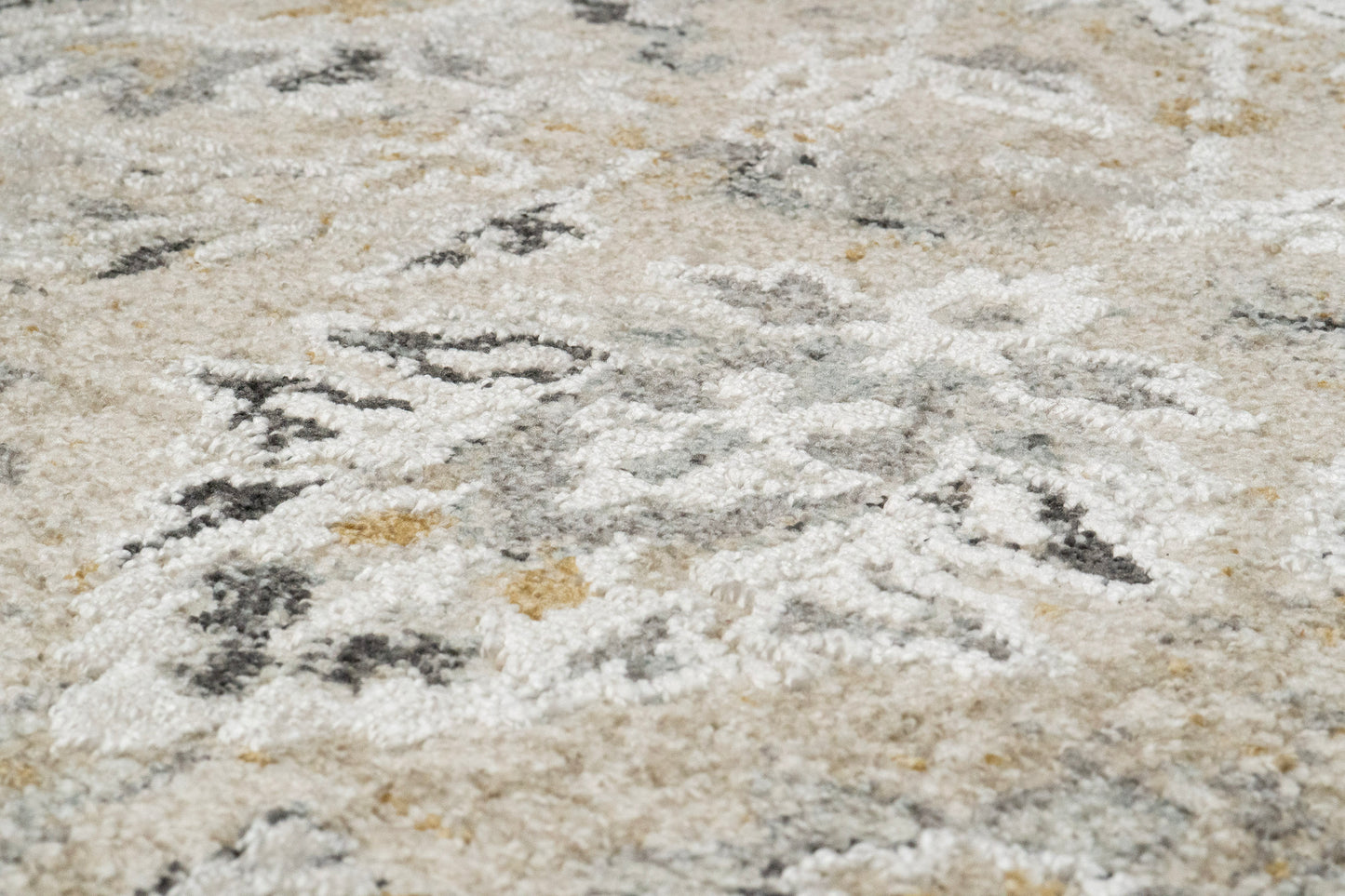 Annalise Transitional Cream/Beige Oriental Medium Pile Rug