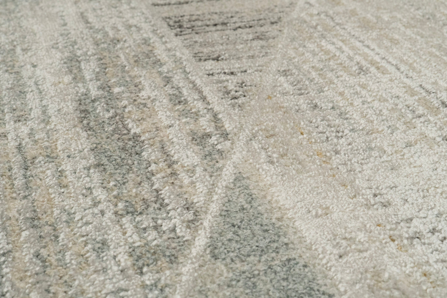Annalise Modern Beige/Grey/Multi Geometric Medium Pile Rug