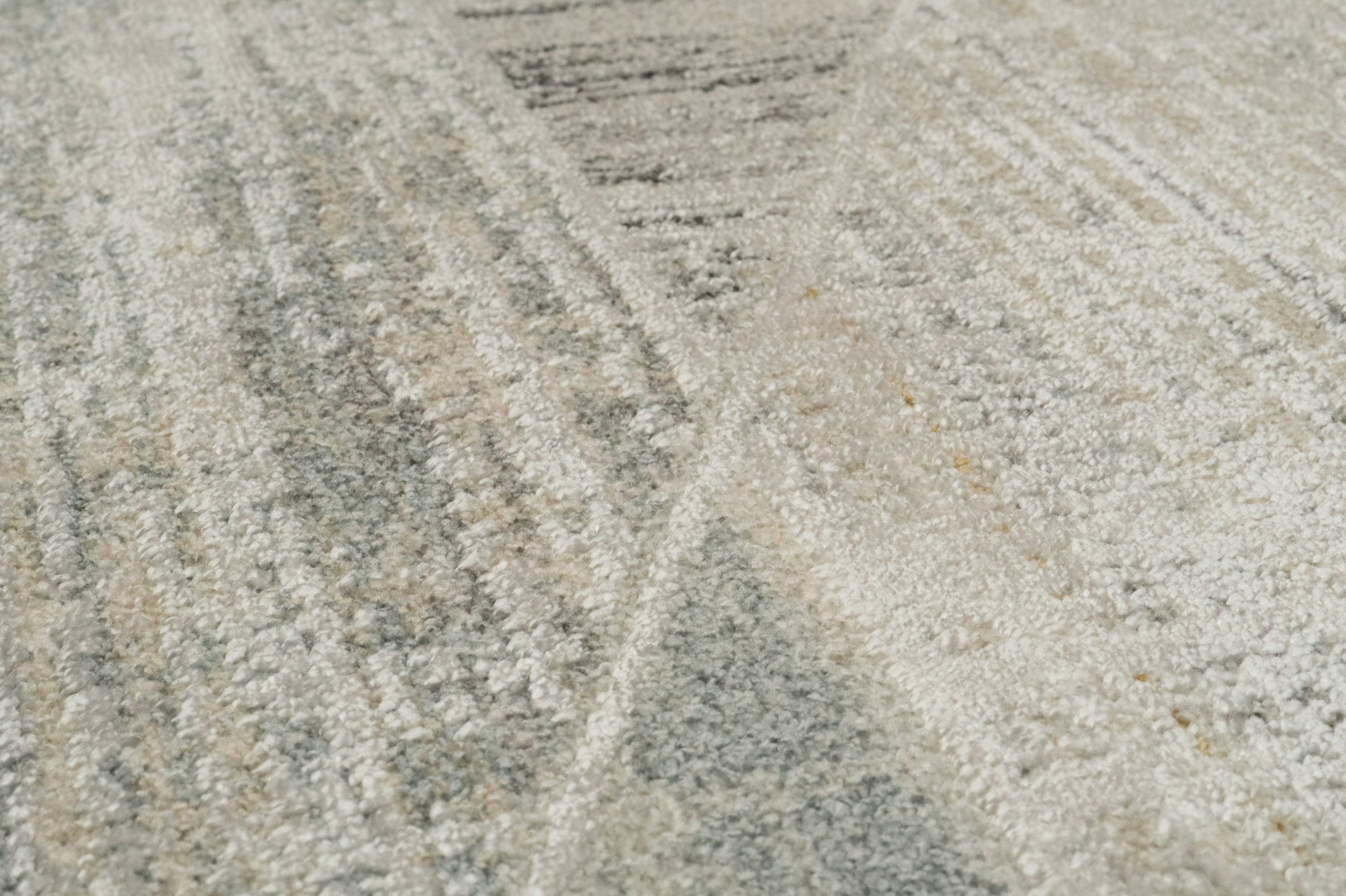 Annalise Modern Beige/Grey/Multi Geometric Medium Pile Rug