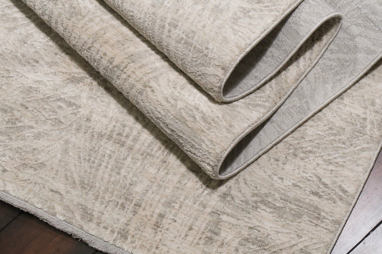 Artemis Modern Light Grey Abstract Low Pile Rug
