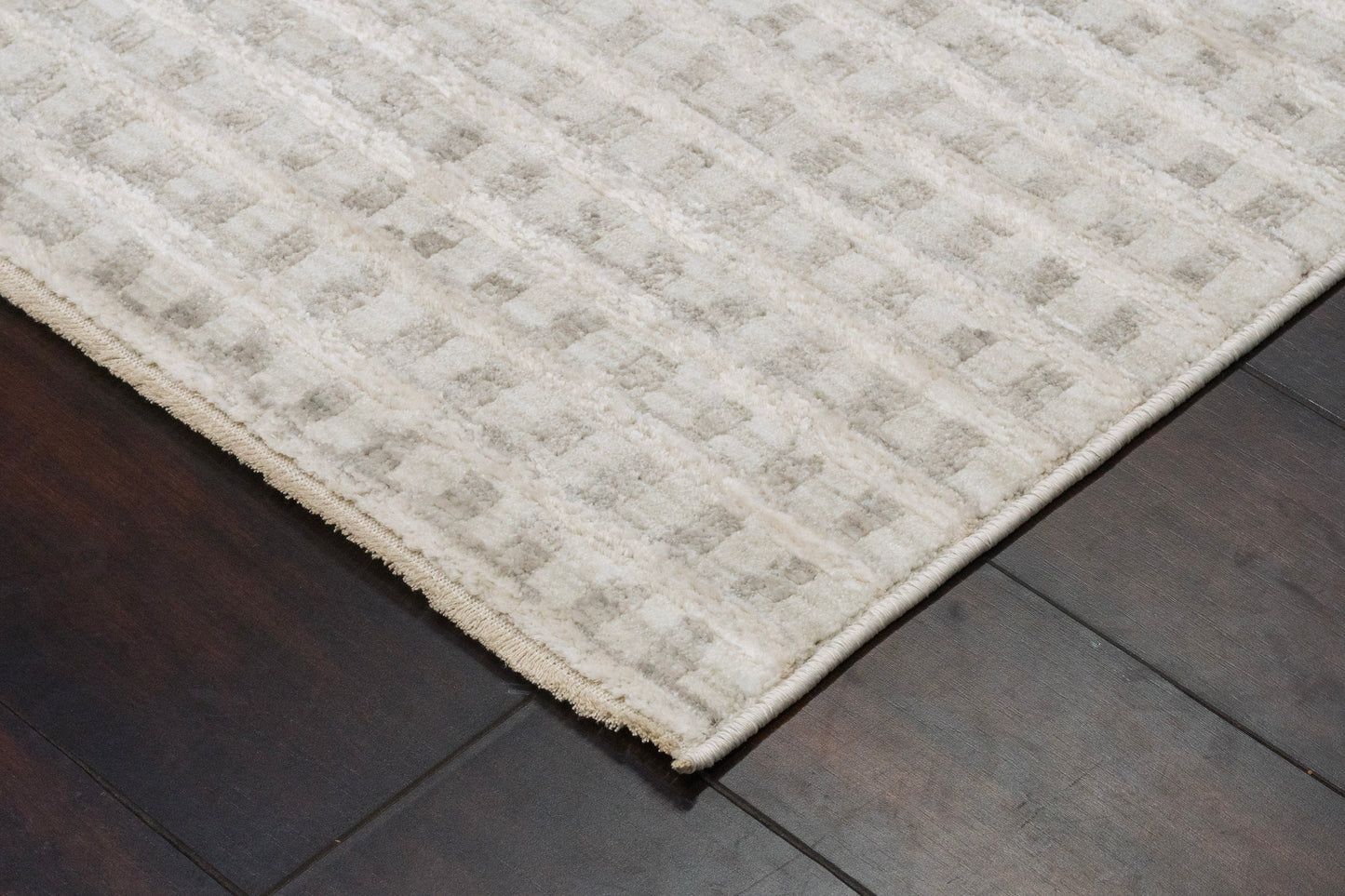 Artemis Modern Ivory/Grey Geometric Low Pile Rug