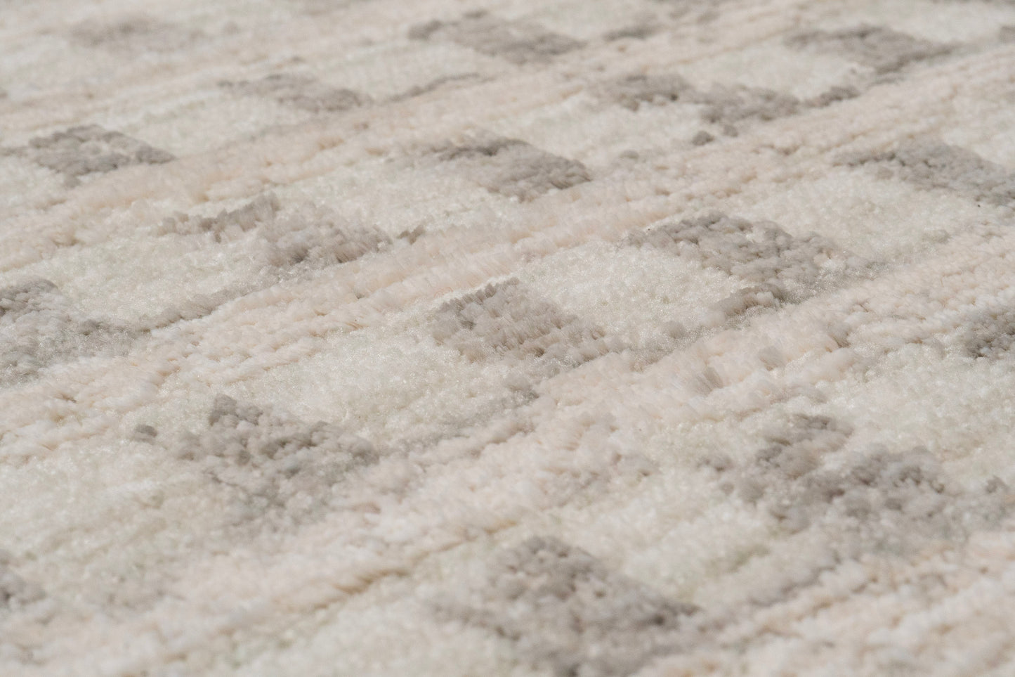 Artemis Modern Ivory/Grey Geometric Low Pile Rug