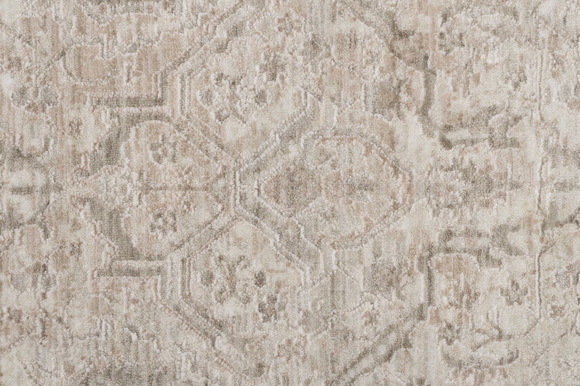 Artemis Traditional Beige/Grey Damask Low Pile Rug