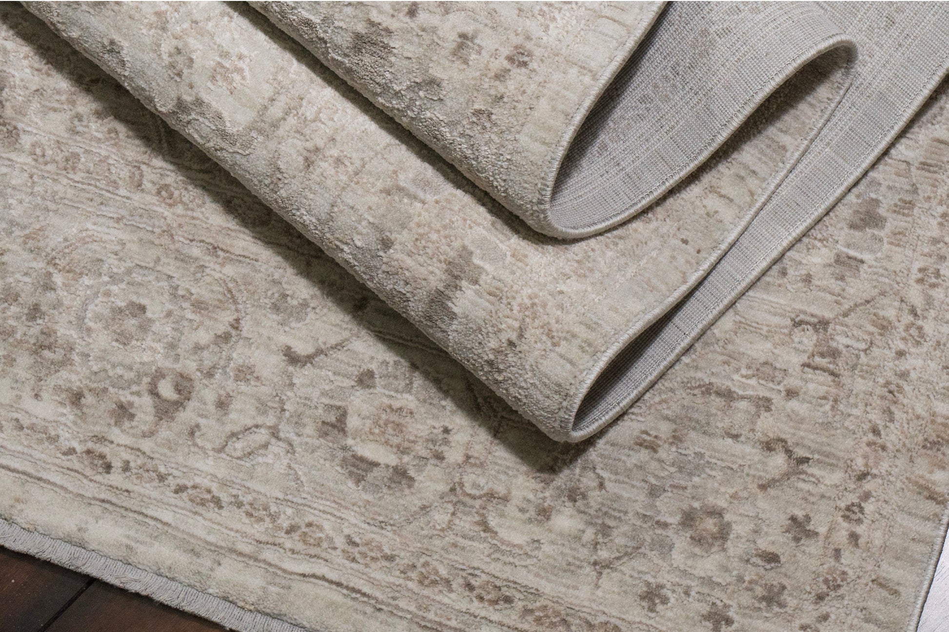 Artemis Traditional Beige/Grey Damask Low Pile Rug