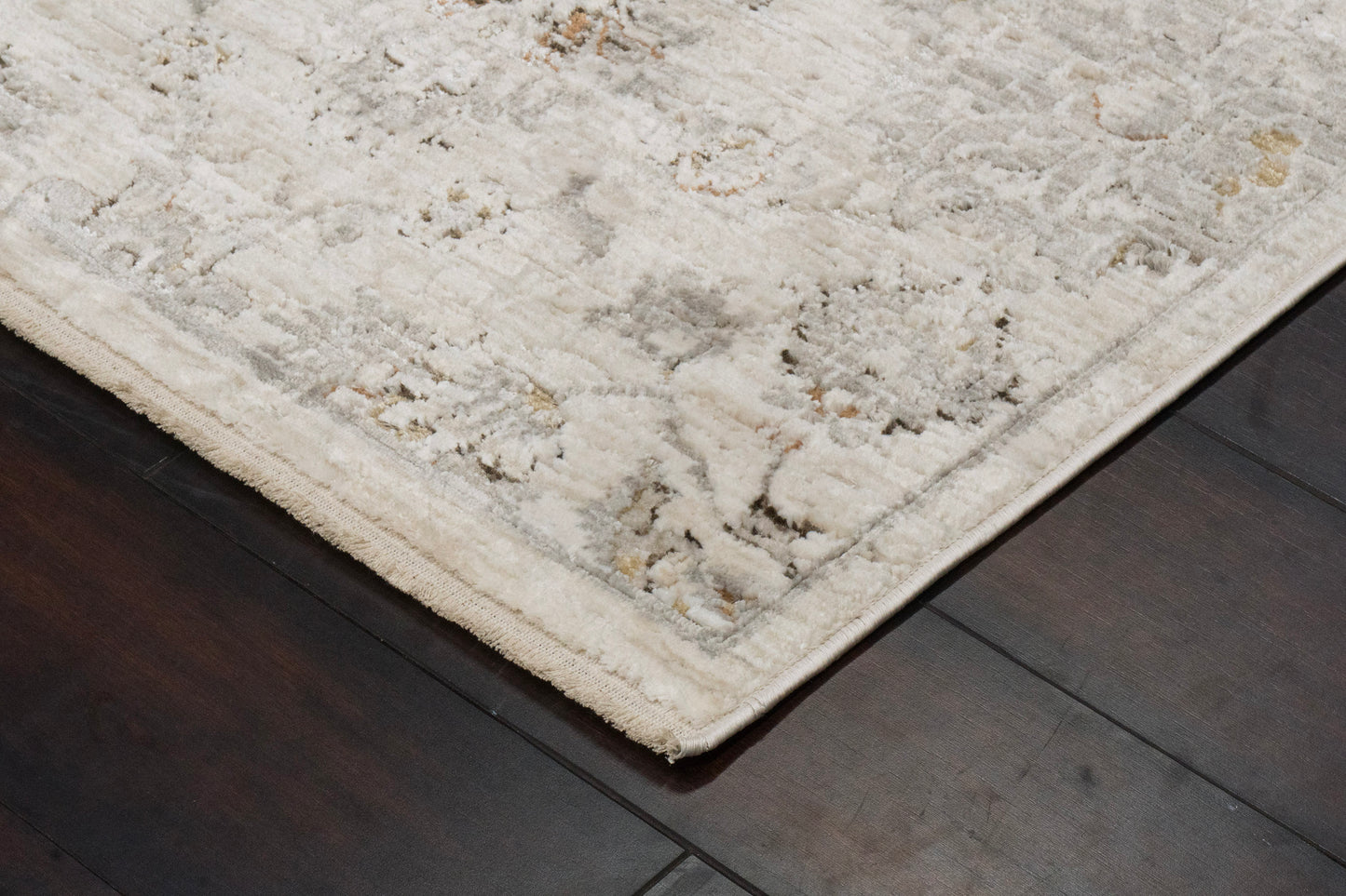 Artemis Traditional Grey/Beige Damask Medium Pile Rug