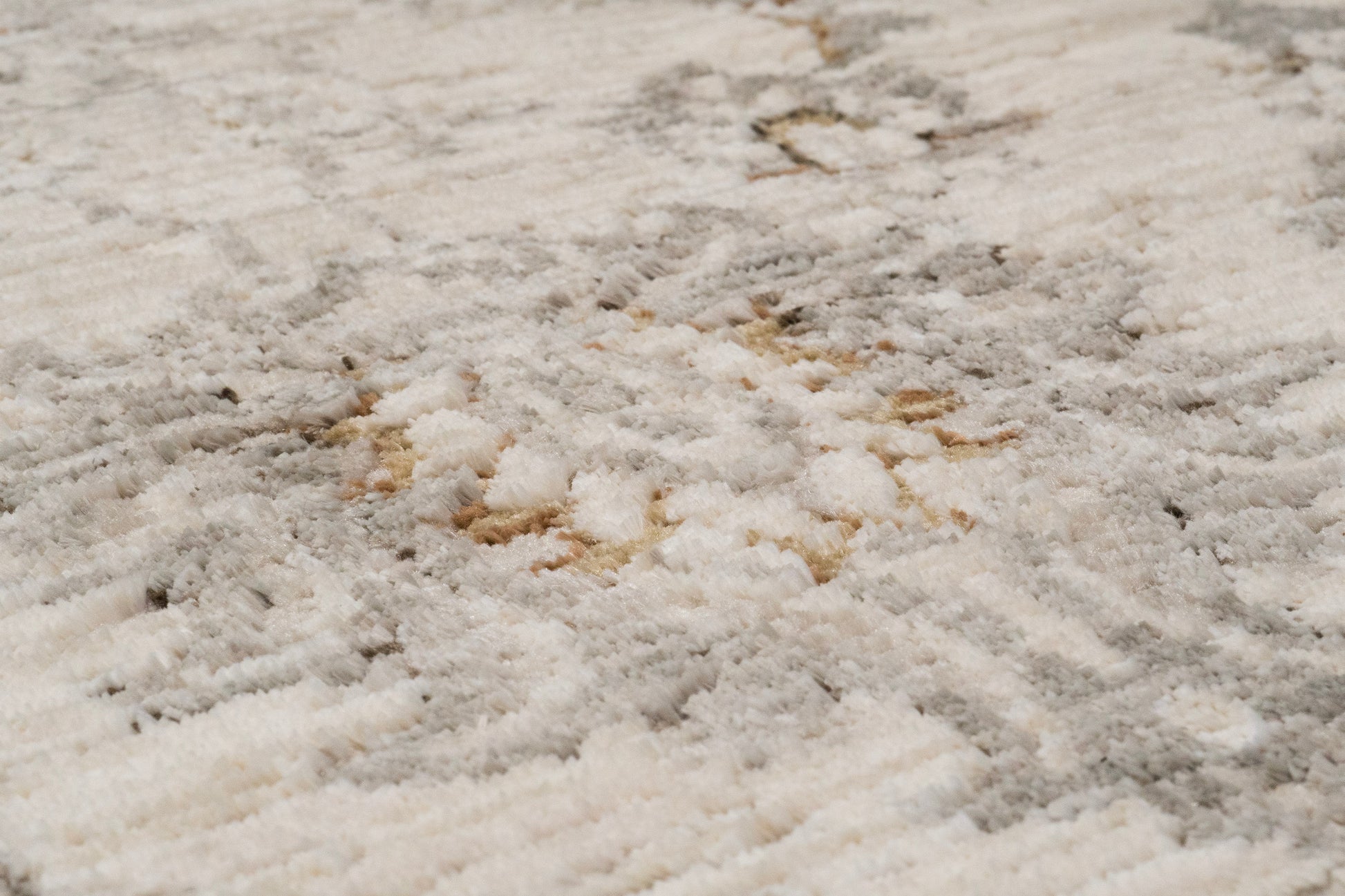 Artemis Traditional Grey/Beige Damask Medium Pile Rug