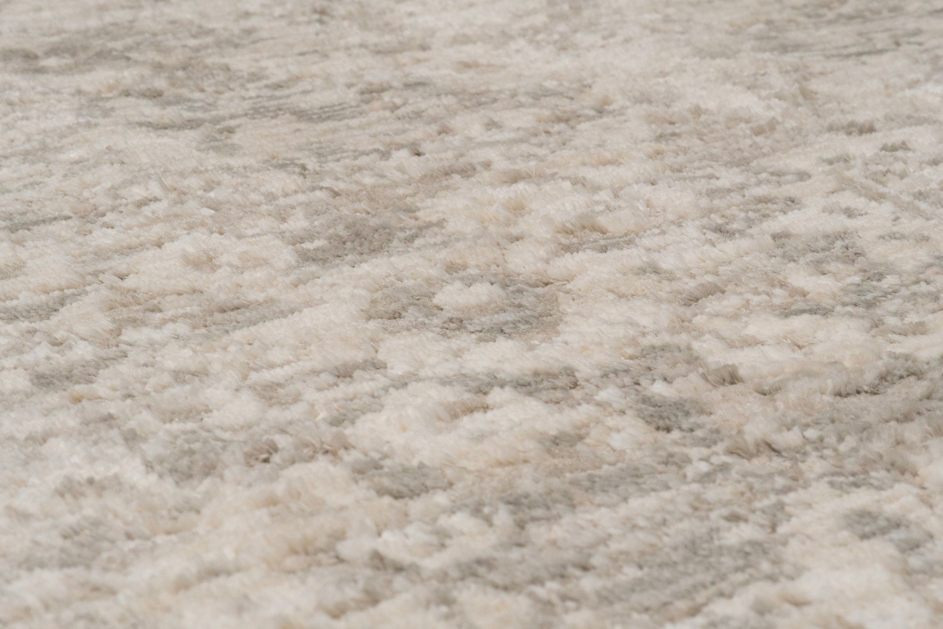Artemis Traditional Grey/Dark Grey Damask Medium Pile Rug