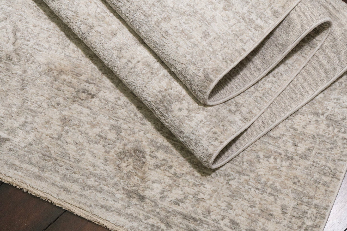 Artemis Traditional Grey/Dark Grey Damask Medium Pile Rug