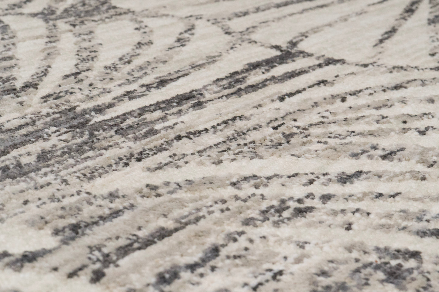 Artemis Modern Grey/Dark Grey Floral Medium Pile Rug