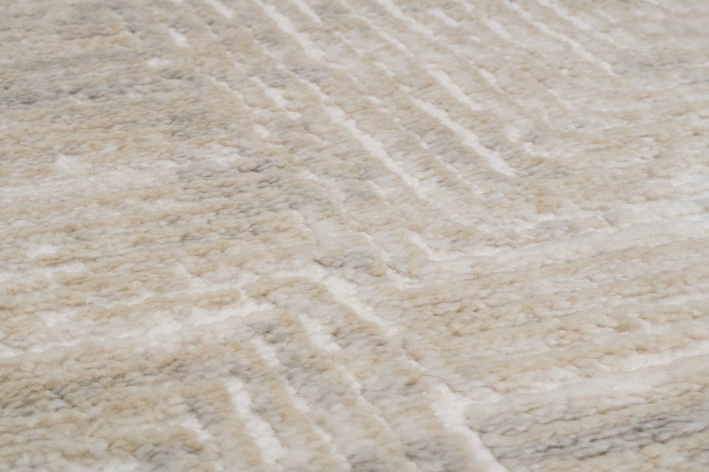Arten Modern Light Grey Geometric Medium Pile Rug