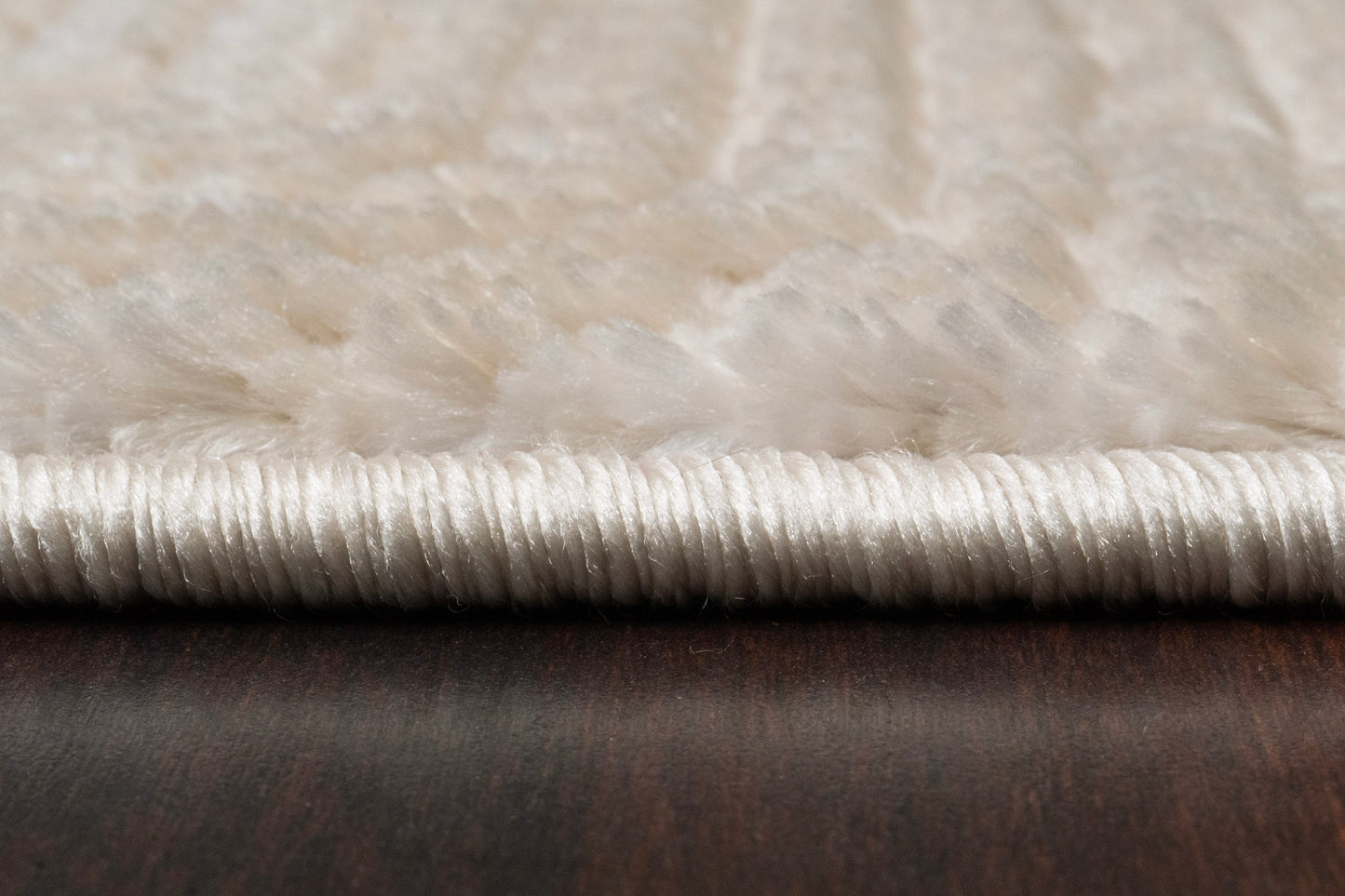 Arten Modern Light Grey Geometric Medium Pile Rug