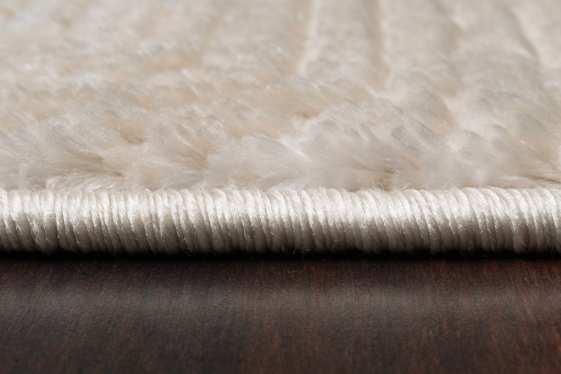 Arten Modern Light Grey Geometric Medium Pile Rug