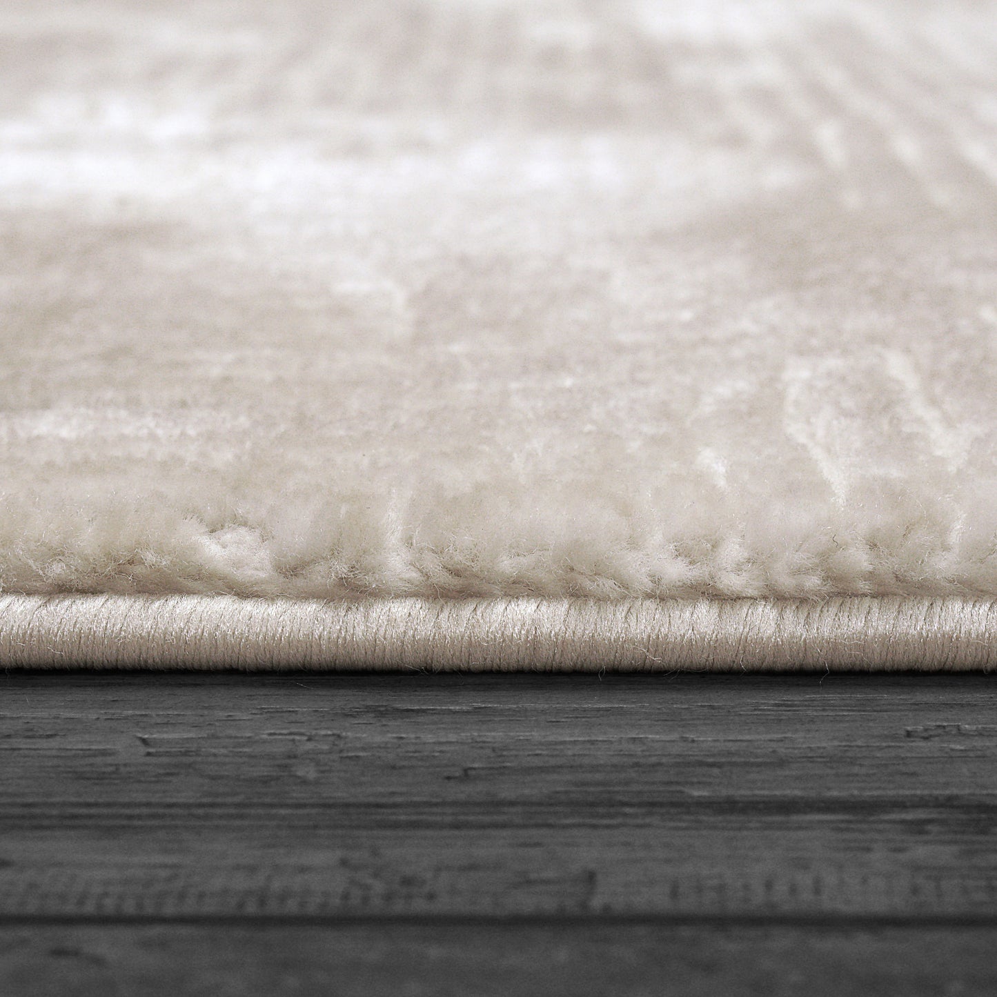Arten Modern Light Grey Geometric Medium Pile Rug