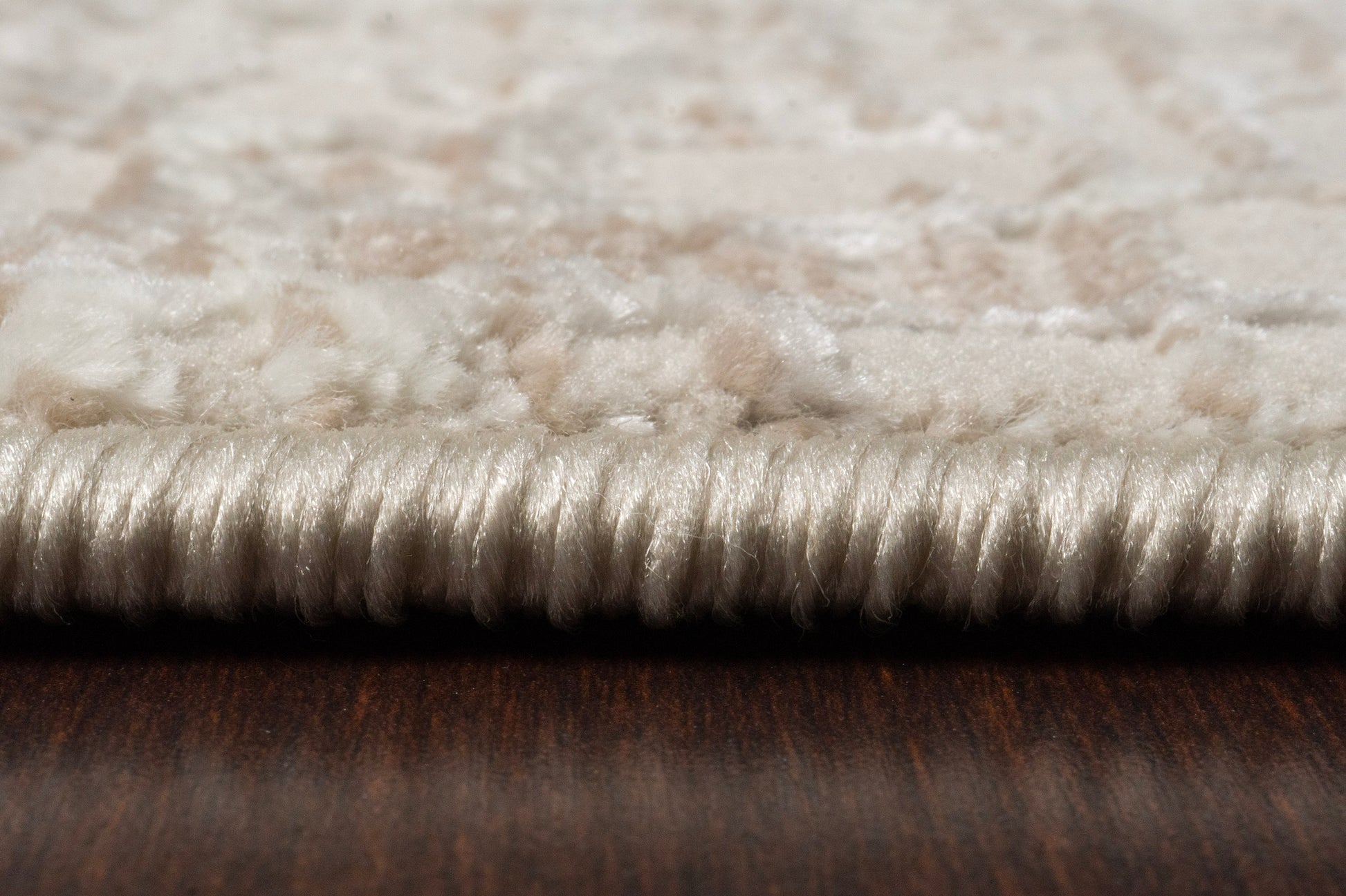 Atlas Modern Beige/Ivory Abstract Medium Pile Rug