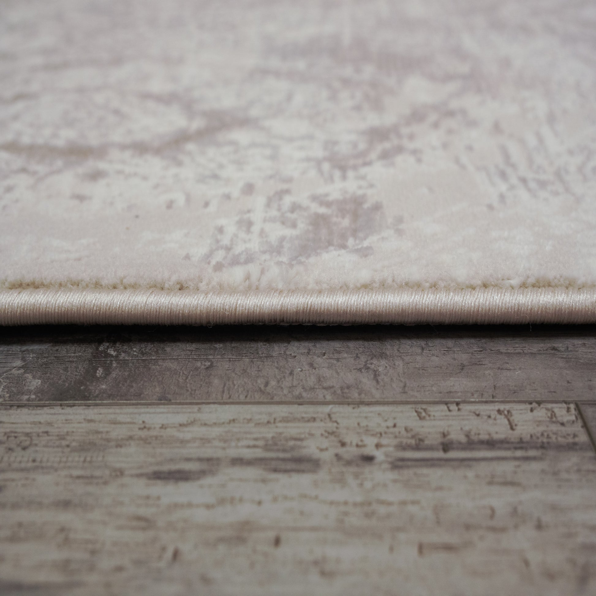 Atlas Transitional Beige Damask Medium Pile Rug