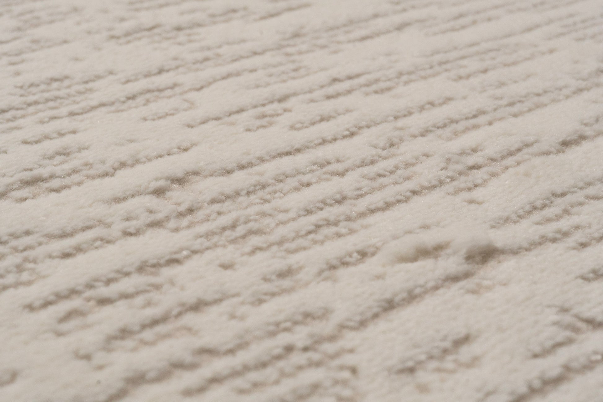 Atlas Modern Ivory/Beige Abstract Medium Pile Rug