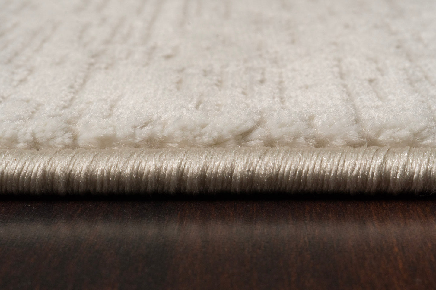 Atlas Modern Ivory/Beige Abstract Medium Pile Rug