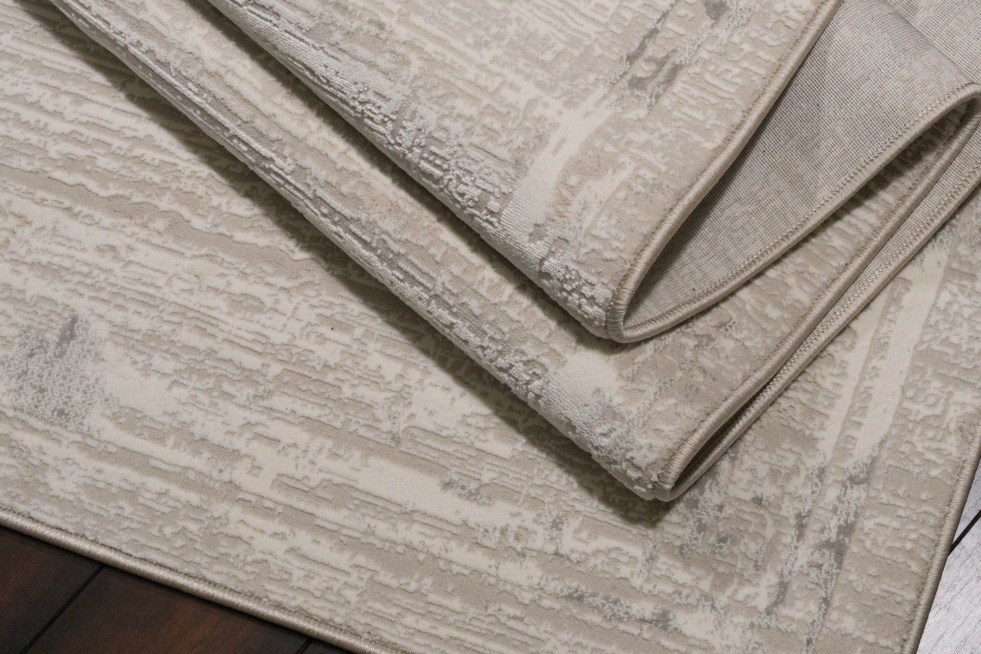 Atlas Modern Beige/Ivory Abstract Medium Pile Rug