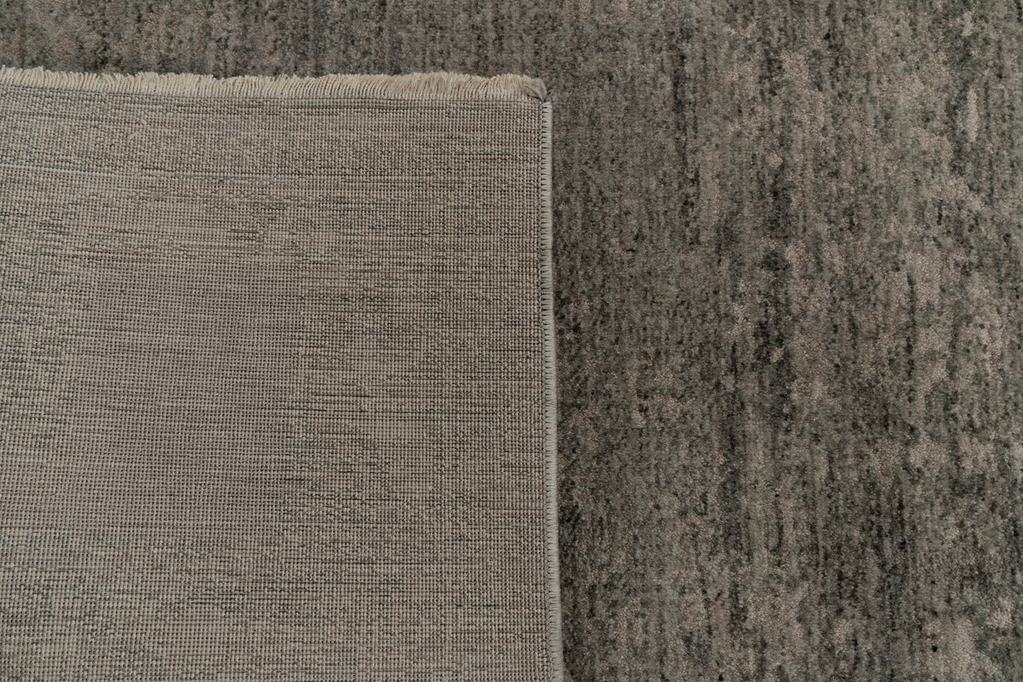 Atmos Traditional Grey/Dark Grey Medallion Medium Pile Rug