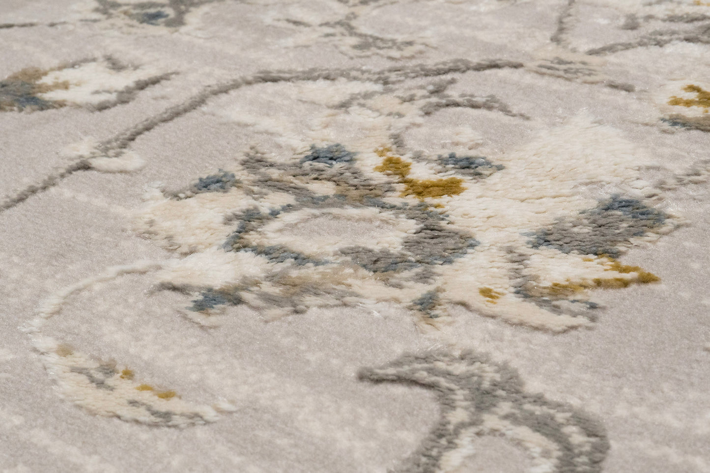 Azure Traditional Cream/Grey/Blue Floral Medium Pile Rug